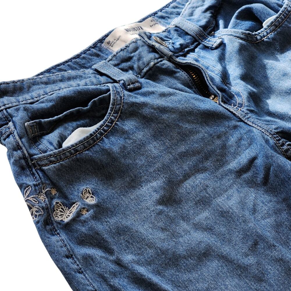 Hollister Low Rise Baggy Jeans W25 Regular with Butterfly Embroidery